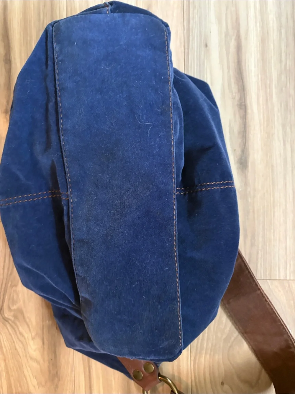 Lucky Brand hobo bag Deep Blue Velvet hardly used 2 inside pockets EXC